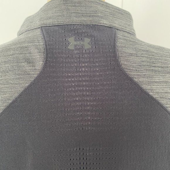 Under Armour Heat Gear Pull Over Top - Picture 4 of 5